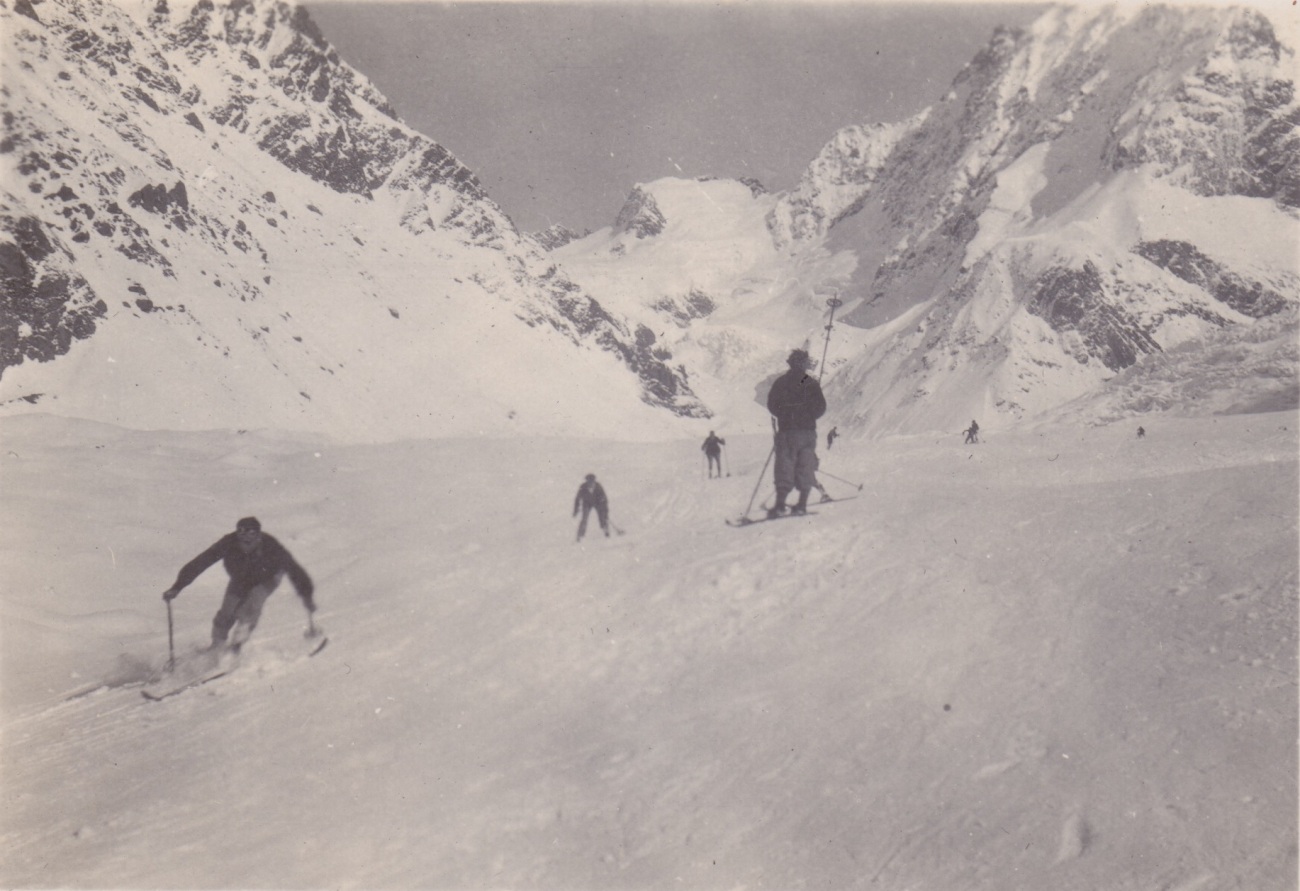 Skiing at Mt. Cook, 1933 Lemuel Lyes Collection